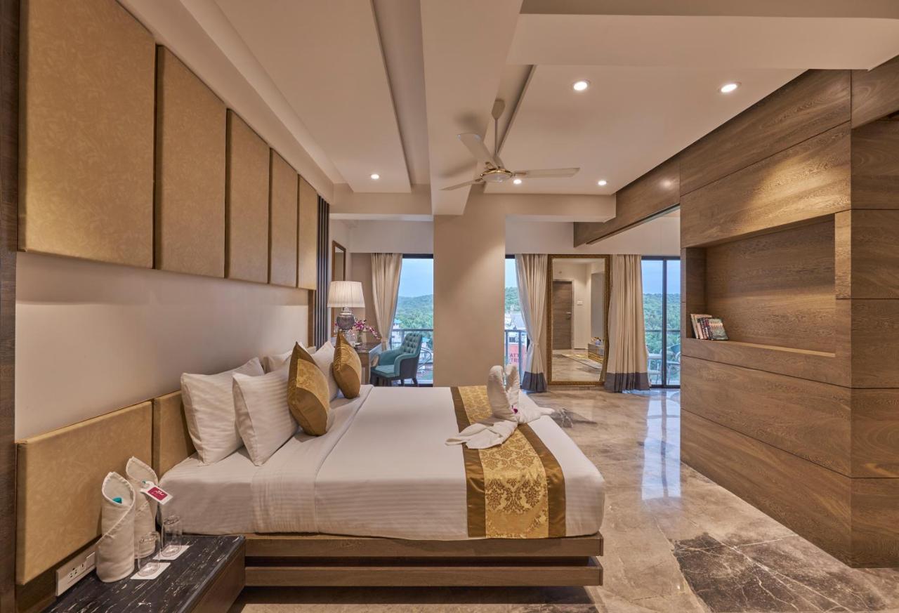 Regenta Central Imperial Candolim Goa Extérieur photo